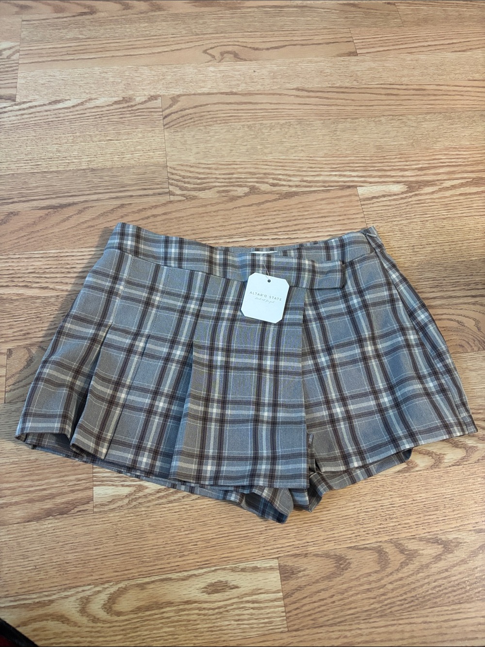 aPlaid Pleated Skort